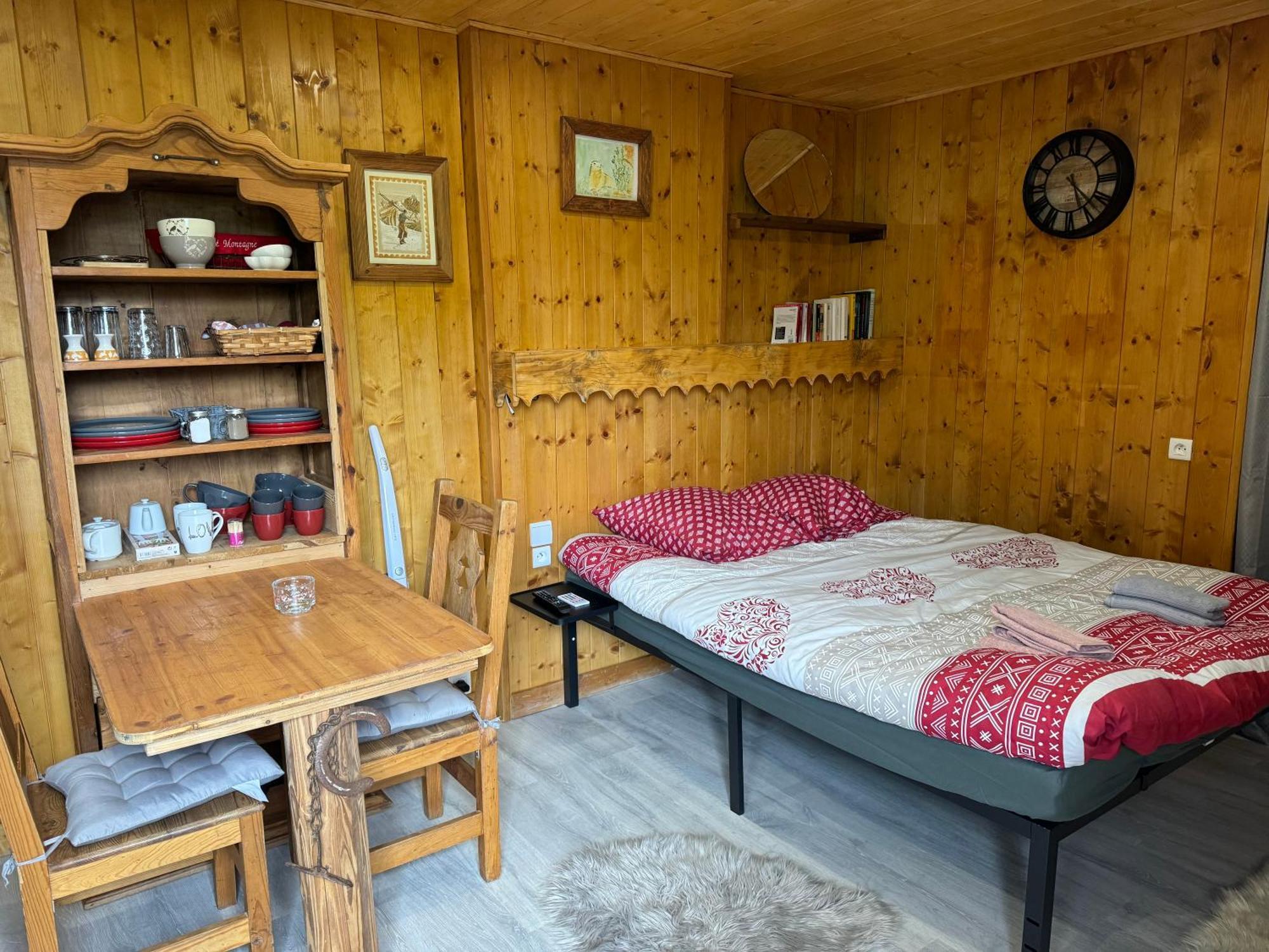 부르생모리스 Apparemment Cosy Style Savoyard 아파트 외부 사진